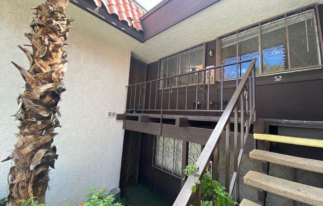 Beautiful 1 Bedroom 1 Bathroom Condo Upstairs!! A must see!!