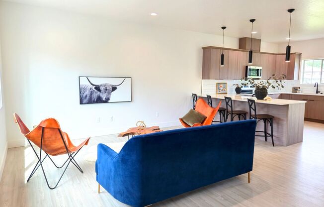 BRAND NEW TOWN HOMES W/STORAGE INCLUDED!
