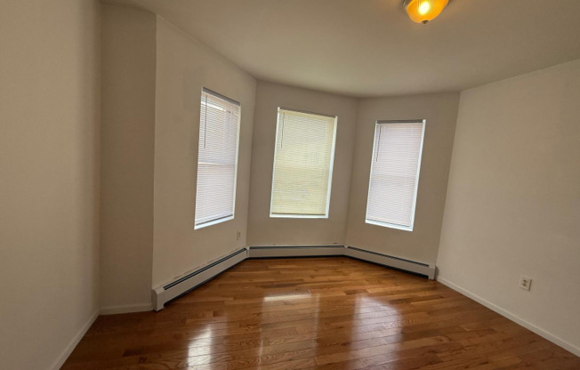 101 103 SHULTAS PL