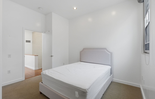 2 beds, 2.5 baths, 1,525 sqft, $7,000, Unit 7C