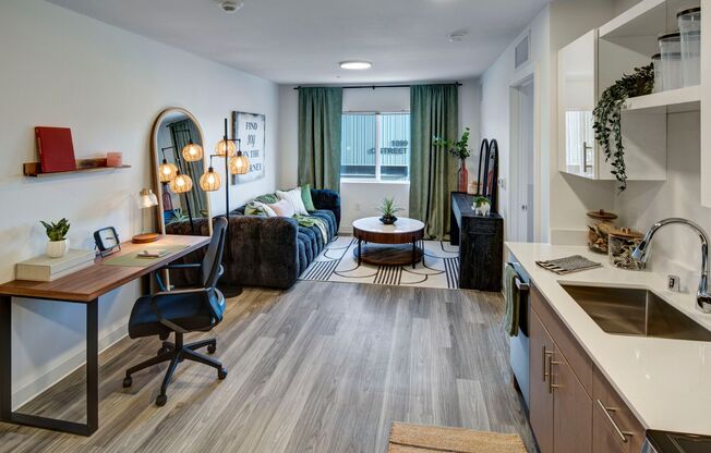 1 bed, 1 bath, 580 sqft, $1,465, Unit 203