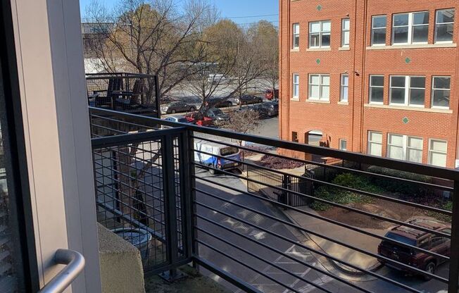 Studio, 1 bath, 925 sqft, $1,800, Unit A-212