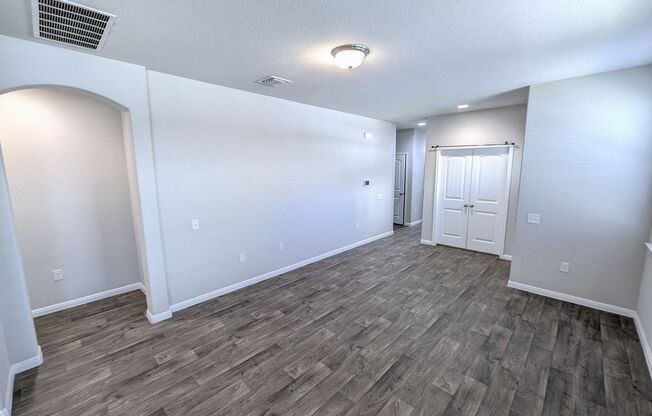 Modern 3-Bedroom Condo for Rent in Pflugerville!