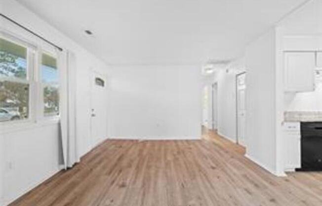 2004 RAWOOD DR
