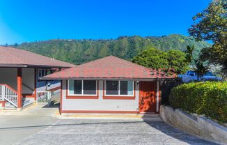 Large Studio Unit for rent in Manoa