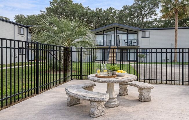 1 bed, 1 bath, 650 sqft, $999, Unit C229