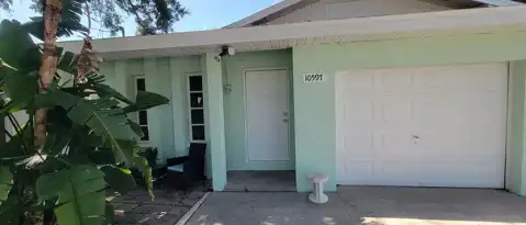 10597 101 AVE