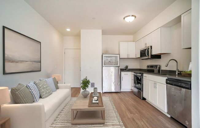 1 bed, 1 bath, 655 sqft, $1,395, Unit 210