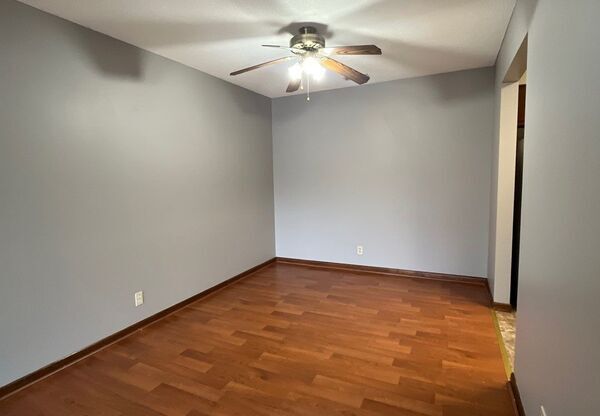 3831 S 46 ST