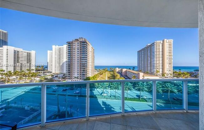 2 beds, 2 baths, $3,500, Unit # 714