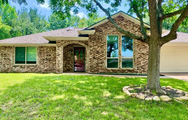 Lovely Home in Downtown Granbury