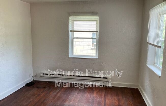2901 CHARTIERS AVE