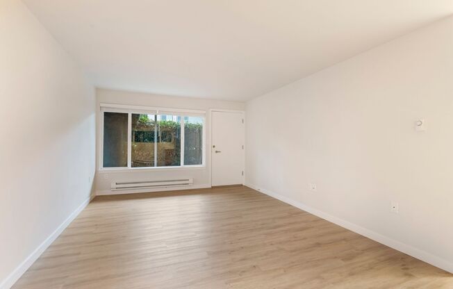 1 bed, 1 bath, 625 sqft, $1,995, Unit 9