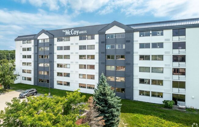 Studio, 1 bath, 335 sqft, $705