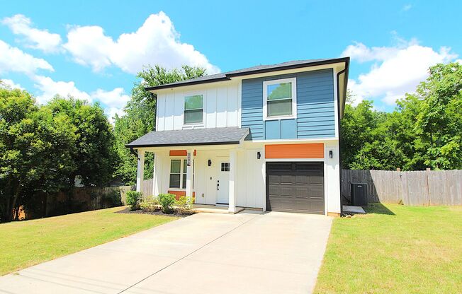 Modern 3-Bedroom Home with Fenced Yard & Upgrades – Available August 1st!