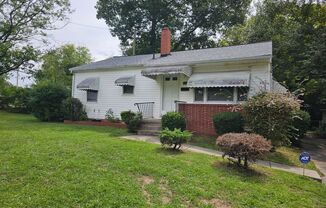 3 BR near Parkside Park!