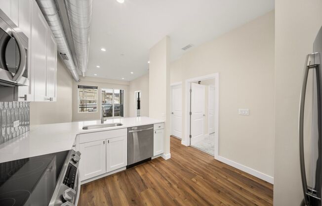 3727 Sunnyside Ave.