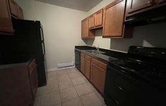 1 bed, 1 bath, 580 sqft, $1,449, Unit 5703 Hobart St. #22