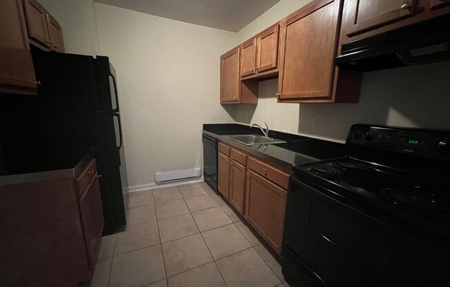 1 bed, 1 bath, 580 sqft, $1,449, Unit 5703 Hobart St. #22