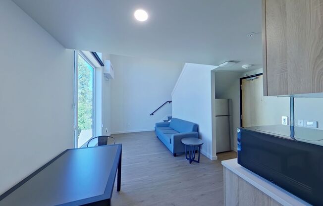 1 bed, 1 bath, 422 sqft, $1,590, Unit 504