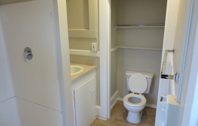 Studio, 1 bath, 357 sqft, $1,278, Unit 307