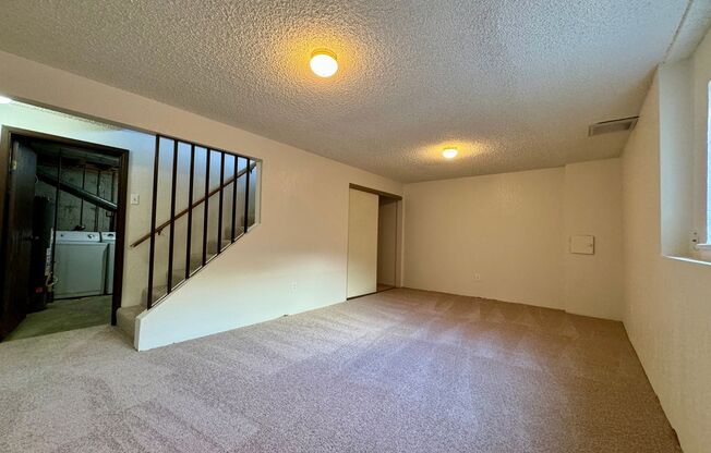 4 beds, 3 baths, 2,000 sqft, $2,550, Unit 96