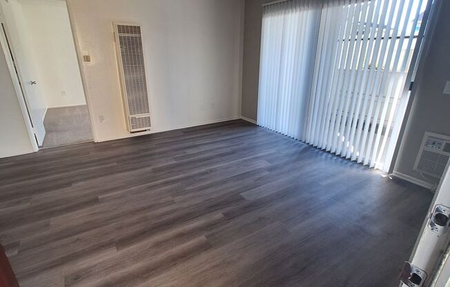 1 bed, 1 bath, 691 sqft, $2,125, Unit 475A