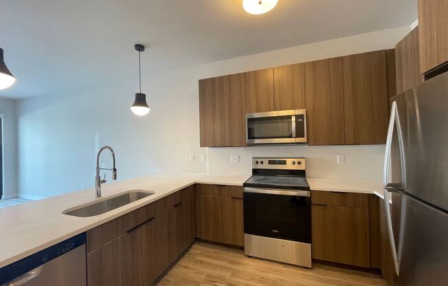 1 bed, 1 bath, 797 sqft, $1,655, Unit 312