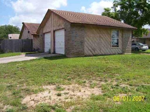 8904 Meadow Trace