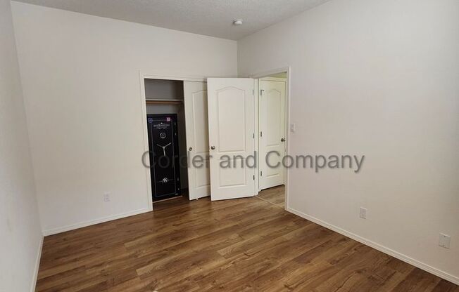 3 beds, 2 baths, $2,550