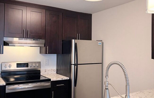 2 beds, 1.5 baths, 950 sqft, $2,350, Unit 315