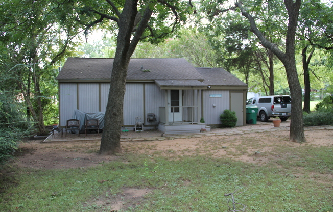 Cozy 2-Bedroom Home for Lease