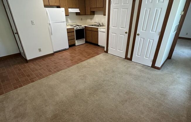 1 Bedroom 1 Bathroom Condo!
