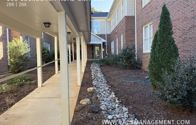 100 EDENBURGH RD