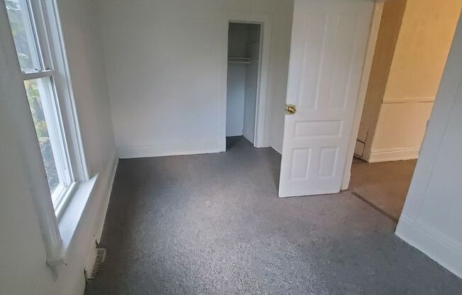 2 beds, 1 bath, 750 sqft, $1,050, Unit Lower