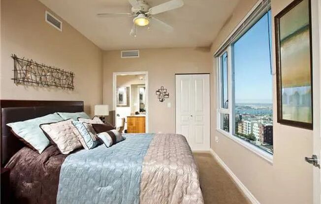 2 beds, 2 baths, $3,200, Unit # 1308