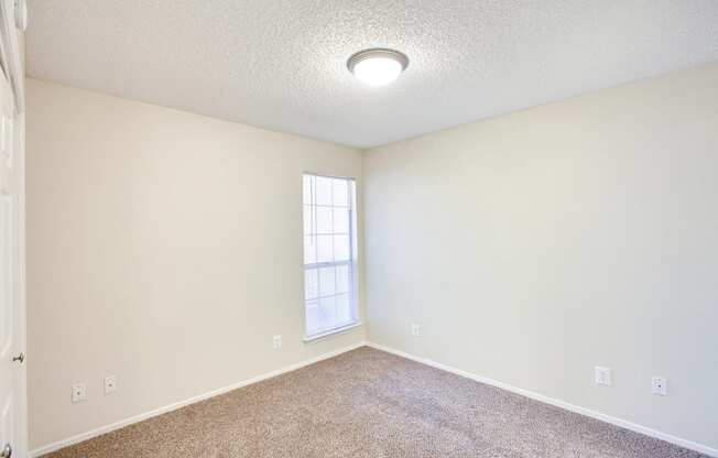 Bedroom 2 at Oaks of Denton in Denton, TX