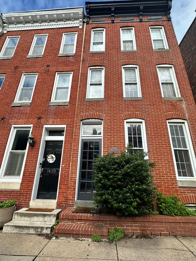 1436 William Street
