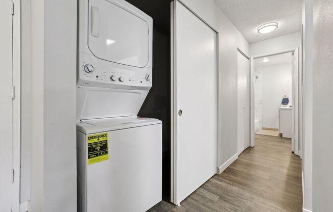 1 bed, 1 bath, 775 sqft, $2,149, Unit E107