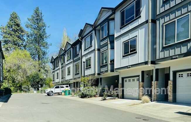 10438 SW AKILEAN TERRACE