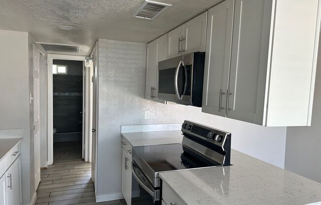 1 bed, 1 bath, 650 sqft, $1,095, Unit Unit 21