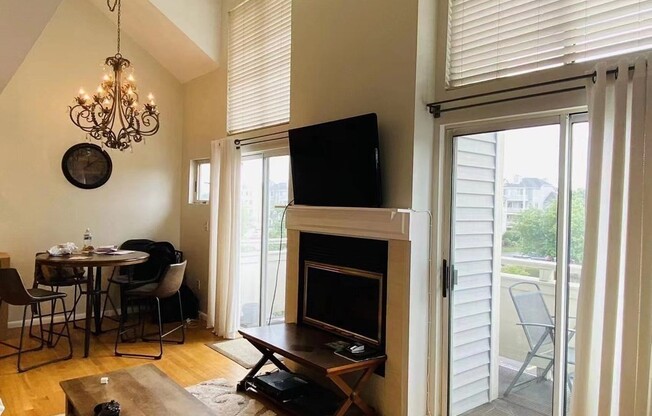 2 beds, 2 baths, 826 sqft, $2,700, Unit D309