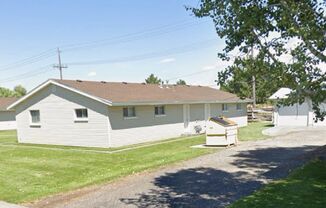 Cambridge Dr. (629 &amp; 637)