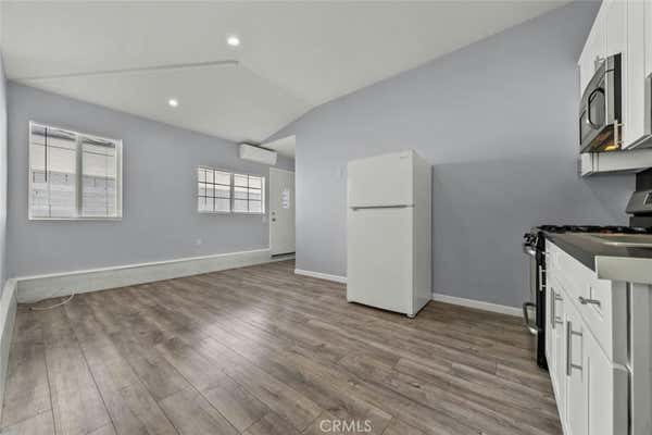 1 bed, 1 bath, 480 sqft, $2,100