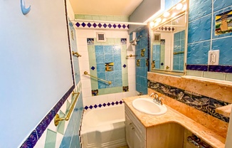 Studio, 1 bath, $2,800, Unit 9C