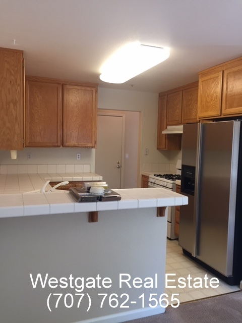 3 beds, 2.5 baths, $2,995