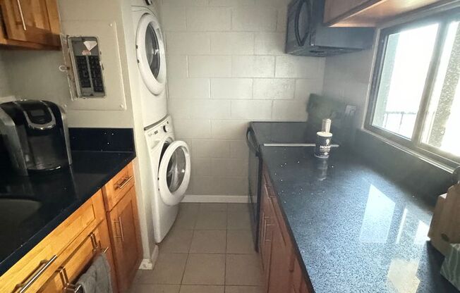 1 bed, 1 bath, $2,000, Unit # 908