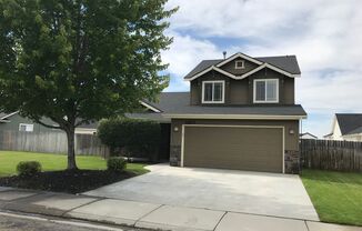 3 beds, 2.5 baths, $1,895