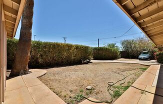 703 W 1 ST