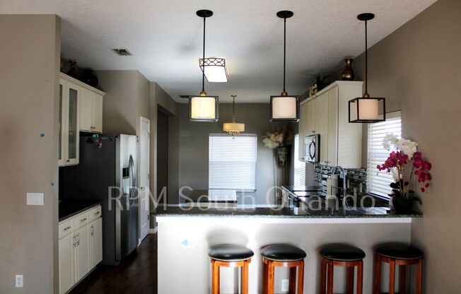 Spacious 4–5 Bedroom Home for Rent in Gated Dr. Phillips Community – Pet Friendly!